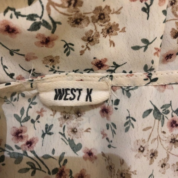 West K Floral Top S - Picture 3 of 5